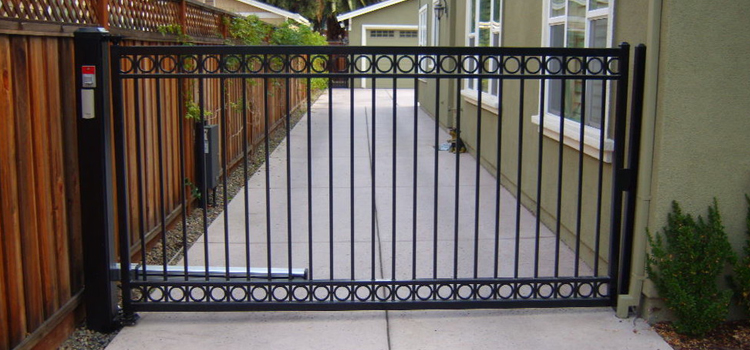 Swing Gate Repair Belmont Heights